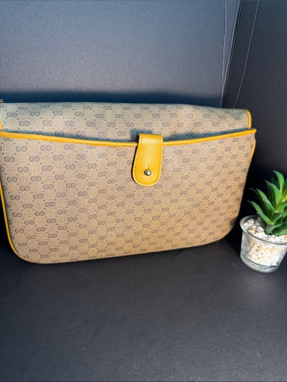 ‼️Make me an offer ‼️Authentic Gucci Mini G Crossbody- has been rehabbed - Picture 3 of 16